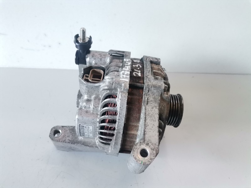 Recambio de alternador para mazda 5 berlina (cr) lf referencia OEM IAM A3TG1391A  