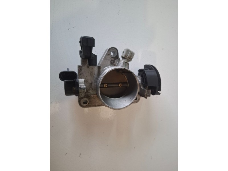 Recambio de caja mariposa para peugeot 206 nfz referencia OEM IAM   