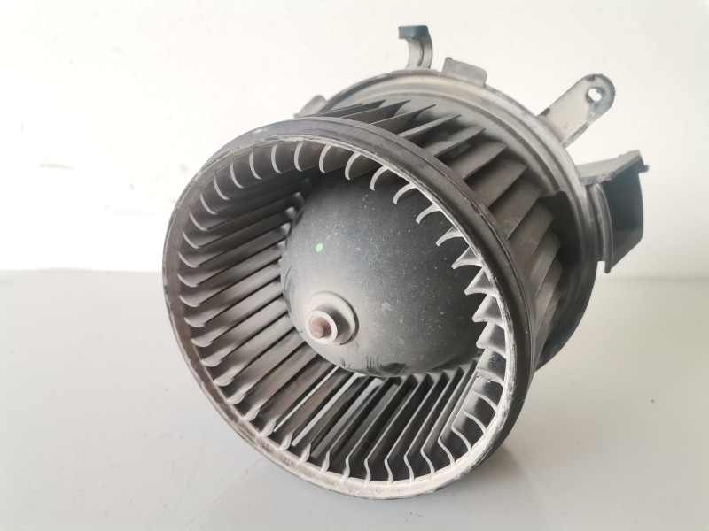 Recambio de ventilador calefaccion para citroen jumper combi 4hu referencia OEM IAM   