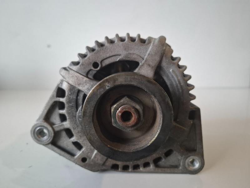 Recambio de alternador para land rover discovery (salljg/lj) 18l referencia OEM IAM   
