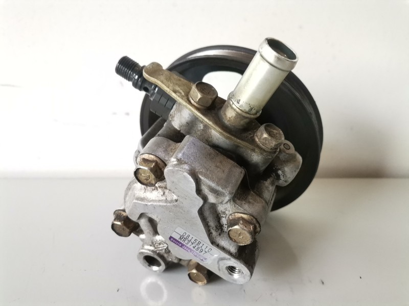 Recambio de bomba direccion para mitsubishi l200 (k70) 4d56 referencia OEM IAM MR374897  