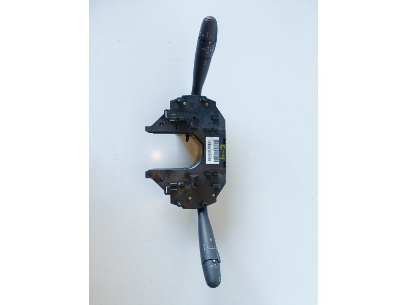 Recambio de mando luces para citroen c4 berlina 9hx referencia OEM IAM 96627927XT  