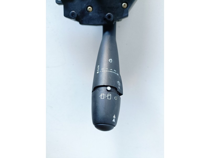 Recambio de mando luces para citroen c4 berlina 9hx referencia OEM IAM 96627927XT  