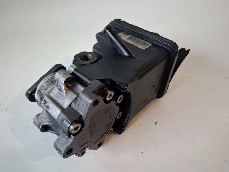 Recambio de bomba direccion para bmw serie 5 berlina (e60) 306d2 referencia OEM IAM 7693974101  
