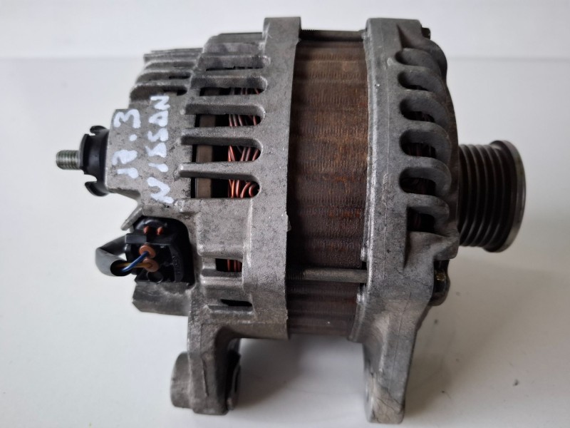 Recambio de alternador para nissan qashqai (j10) m9r832 referencia OEM IAM 23100JD71A  