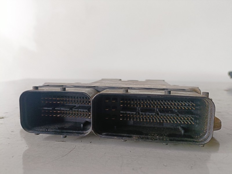 Recambio de centralita motor uce para saab 9-3 familiar z19dth referencia OEM IAM 0281011970  
