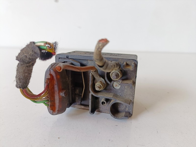 Recambio de caja precalentamiento para peugeot 206 wjz referencia OEM IAM 0281003009  