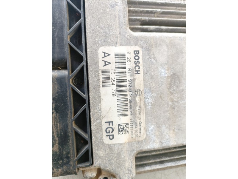 Recambio de centralita motor uce para saab 9-3 familiar z19dth referencia OEM IAM 0281011970  