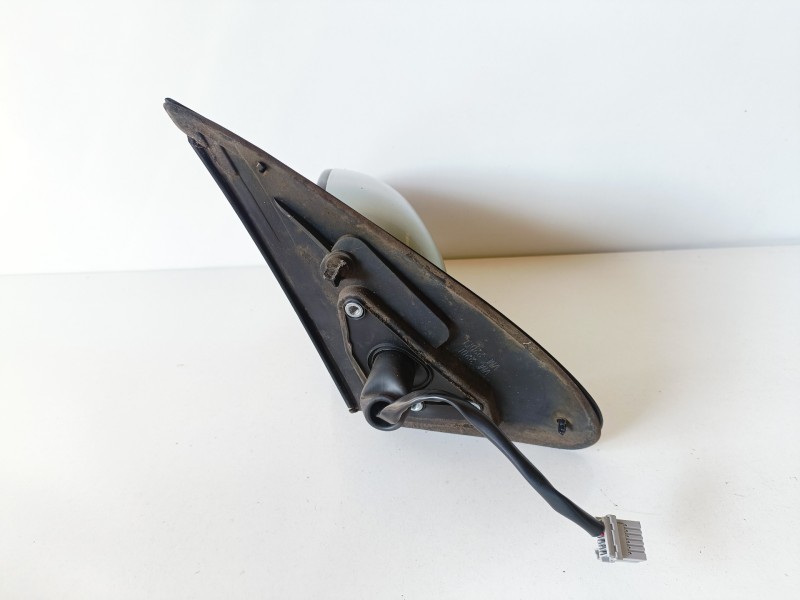 Recambio de retrovisor izquierdo para nissan almera (n16/e) qg15 referencia OEM IAM 015806  