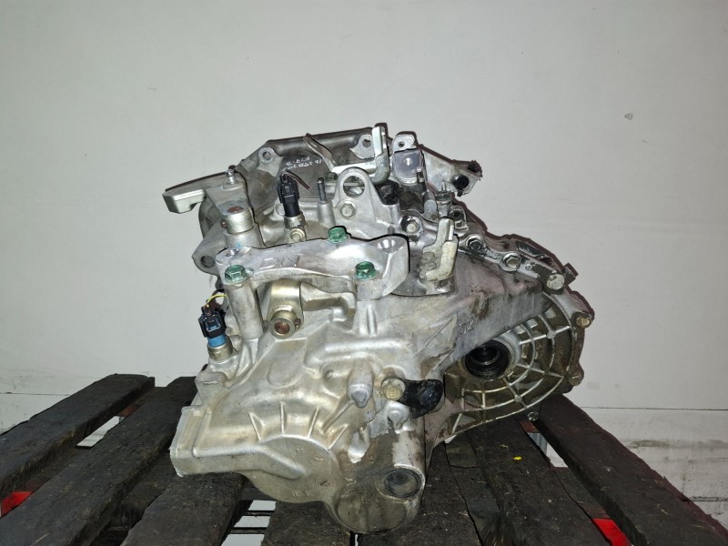 Recambio de caja cambios para nissan qashqai (j10) m9r832 referencia OEM IAM   