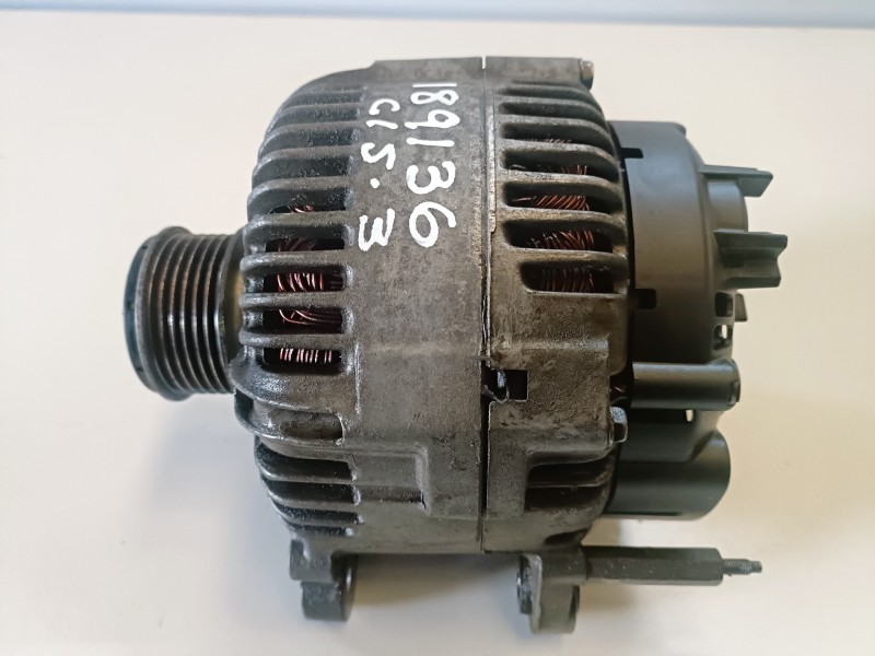 Recambio de alternador para volkswagen passat variant (3c5) bkp referencia OEM IAM 021903026L  