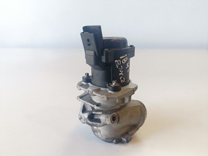 Recambio de valvula egr para ford fiesta (cbk) hhja referencia OEM IAM   
