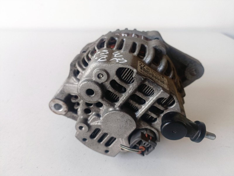 Recambio de alternador para suzuki swift berlina (rs/mz) m13a referencia OEM IAM 3140084E10  