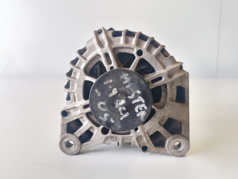 Recambio de alternador para nissan interstar (x70) g9u720 referencia OEM IAM   