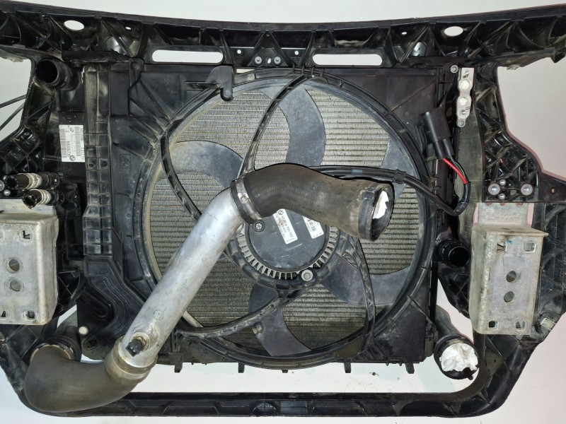 Recambio de radiador agua para bmw serie x3 (e83) 204d4 referencia OEM IAM 64006735  