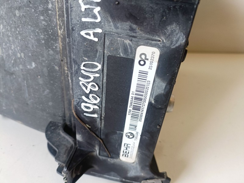 Recambio de no identificado para bmw serie x6 (e71/72) s63b44a referencia OEM IAM 7586544  