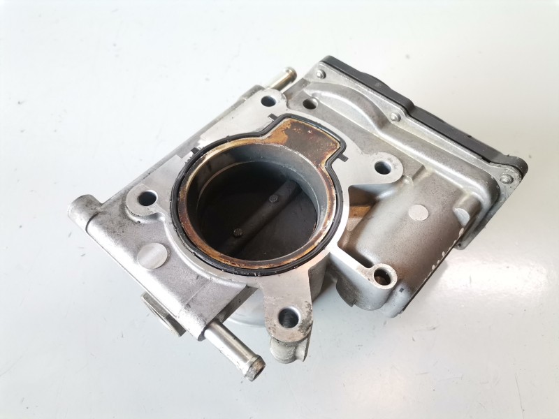 Recambio de caja mariposa para mazda 5 berlina (cr) lf referencia OEM IAM L3R413640  