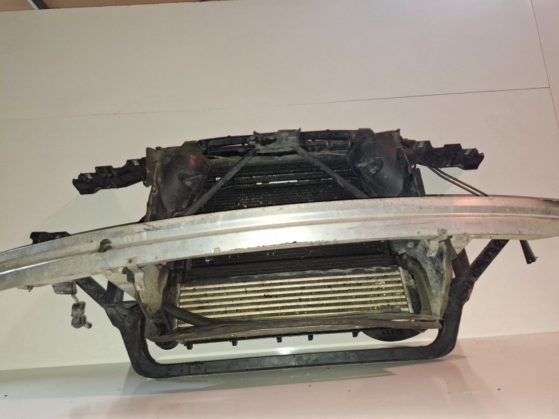 Recambio de panel frontal para bmw serie x3 (e83) 204d4 referencia OEM IAM   