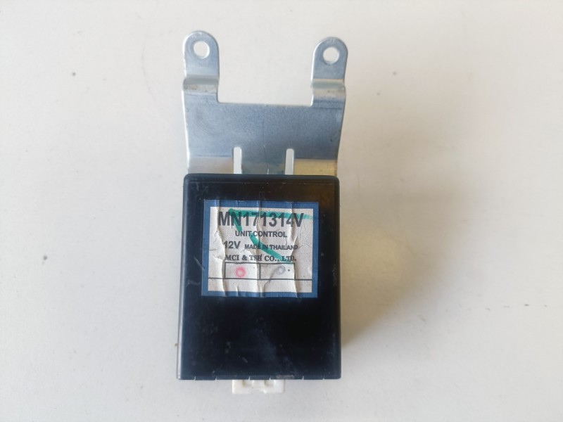 Recambio de modulo electronico para mitsubishi l200 (ka0/kb0) 4d56 referencia OEM IAM MN171314V  