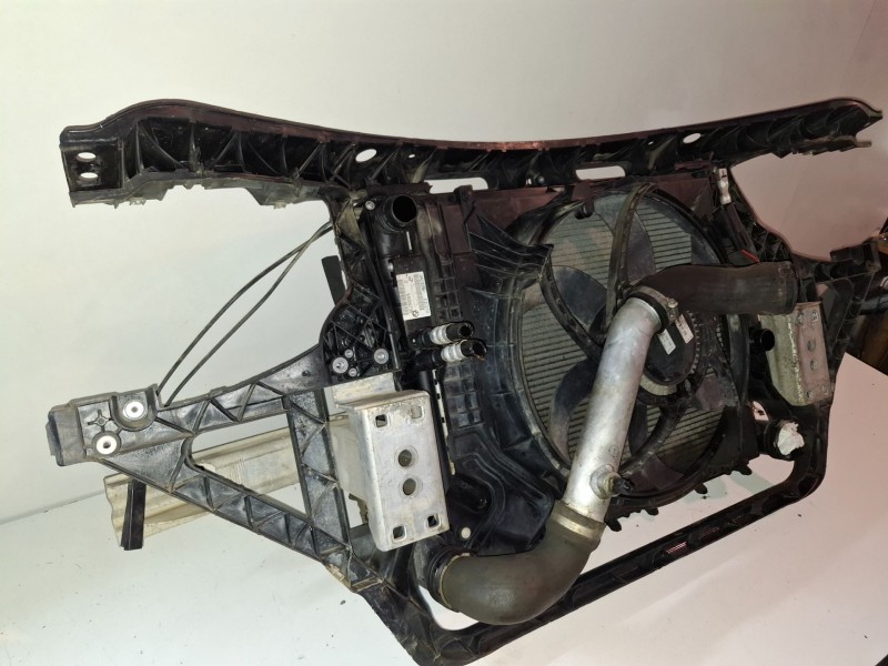 Recambio de panel frontal para bmw serie x3 (e83) 204d4 referencia OEM IAM   