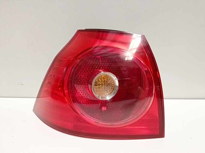 Recambio de piloto trasero izquierdo para volkswagen golf v (1k1)(10.2003) bkc referencia OEM IAM   