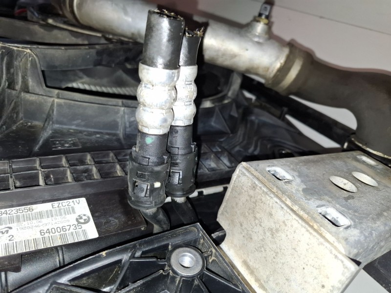 Recambio de radiador aceite para bmw serie x3 (e83) 204d4 referencia OEM IAM 3226271  