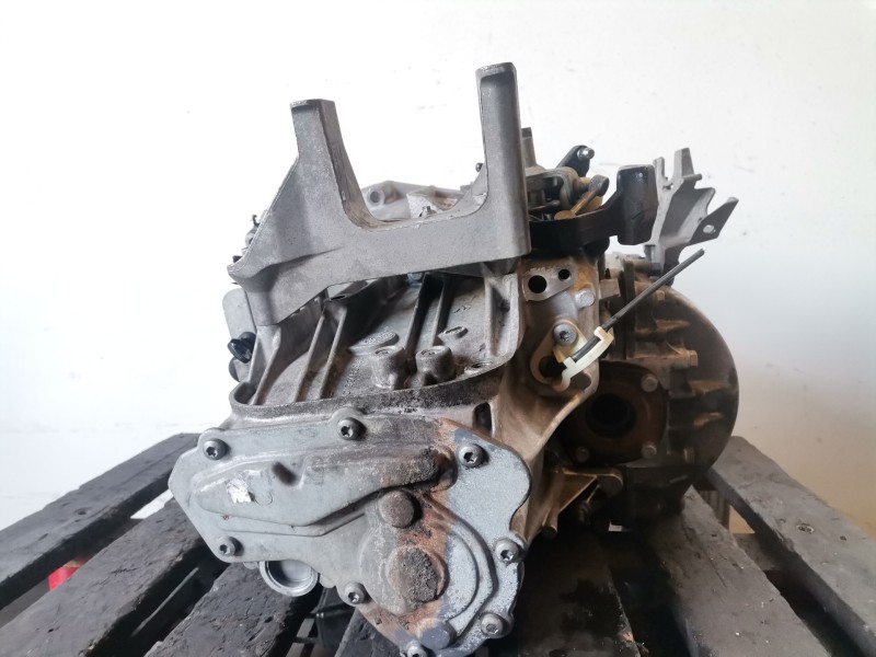 Recambio de caja cambios para citroen c5 berlina rh01 referencia OEM IAM 20MB25  