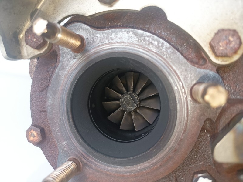 Recambio de turbocompresor para toyota auris (e15) 1adftv referencia OEM IAM 172010R040  