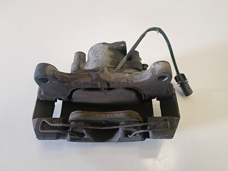 Recambio de pinza de freno delantera izquierda para audi a4 avant (8k5) caga referencia OEM IAM   