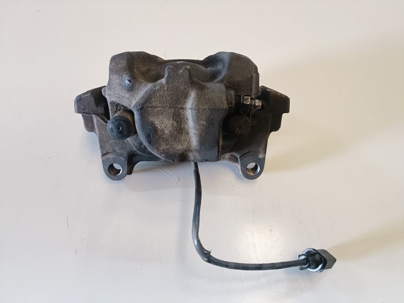 Recambio de pinza de freno delantera izquierda para audi a4 avant (8k5) caga referencia OEM IAM   