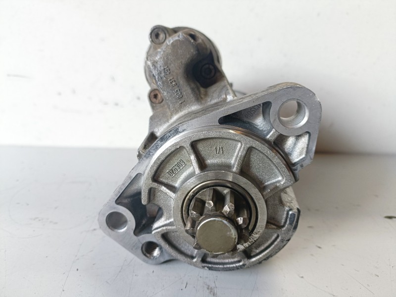 Recambio de motor arranque para audi q7 (4l) bug referencia OEM IAM 0001125521/05991102C  