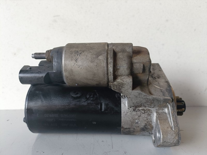 Recambio de motor arranque para audi q7 (4l) bug referencia OEM IAM 0001125521/05991102C  