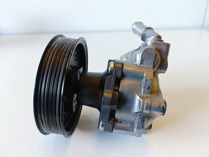 Recambio de bomba direccion para audi a4 berlina (8k2) caga referencia OEM IAM 8K0145156G  
