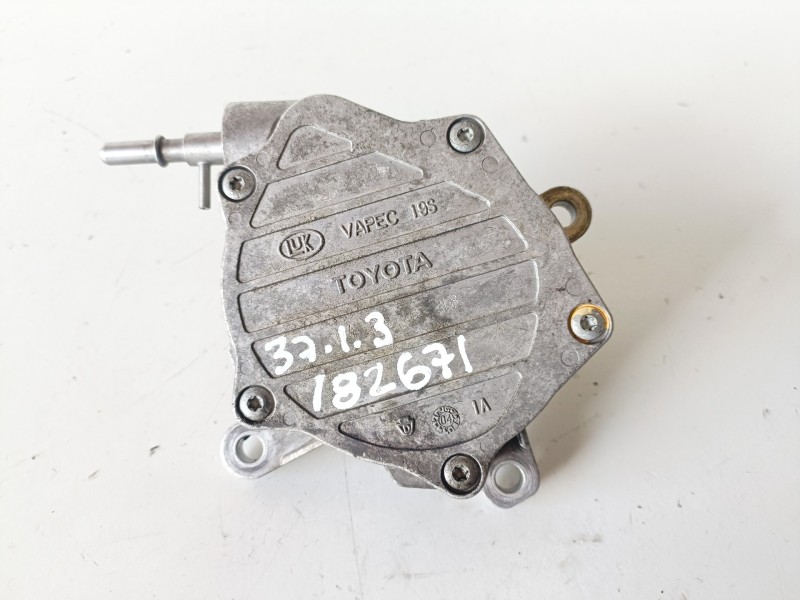 Recambio de depresor freno / bomba vacio para toyota avensis berlina (t25) 2adfhv referencia OEM IAM   
