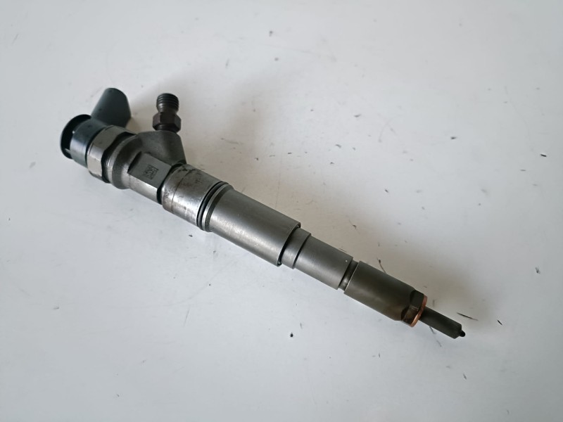 Recambio de inyector para bmw serie 5 berlina (e60) 256d2 referencia OEM IAM 0445110212  