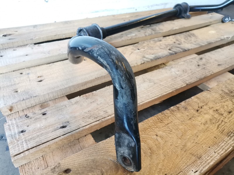 Recambio de barra estabilizadora delantera para land rover range rover sport 306dt referencia OEM IAM DPLA5482AA  