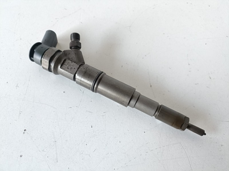Recambio de inyector para bmw serie 5 berlina (e60) 256d2 referencia OEM IAM 0445110212  