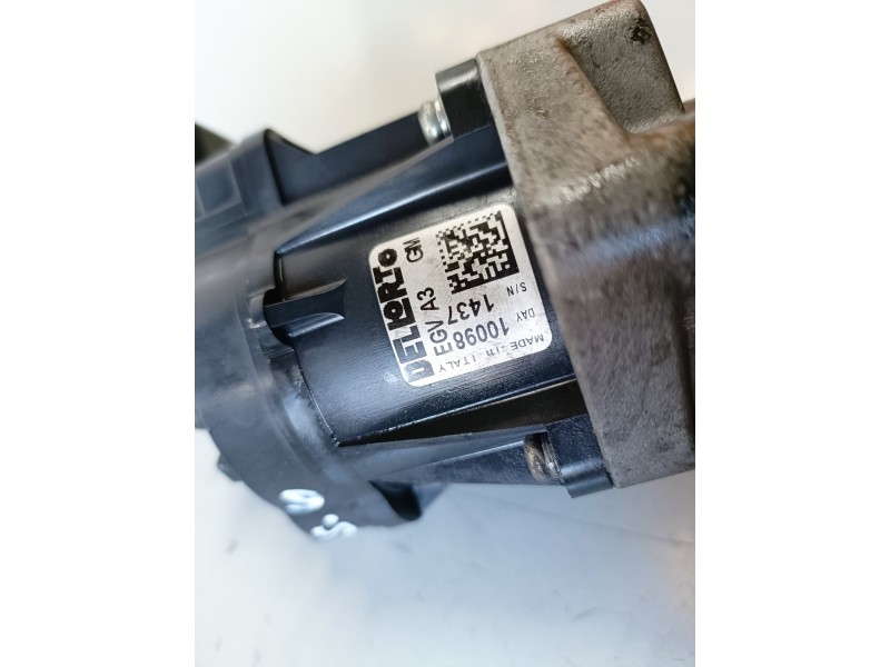 Recambio de valvula egr para opel insignia berlina a20dth referencia OEM IAM 55566052  