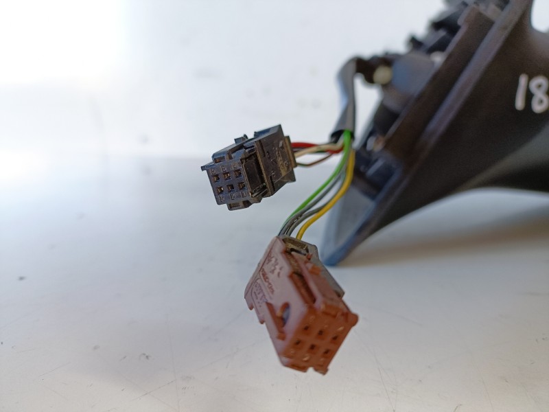 Recambio de retrovisor derecho para citroen c3 pluriel nfu referencia OEM IAM   