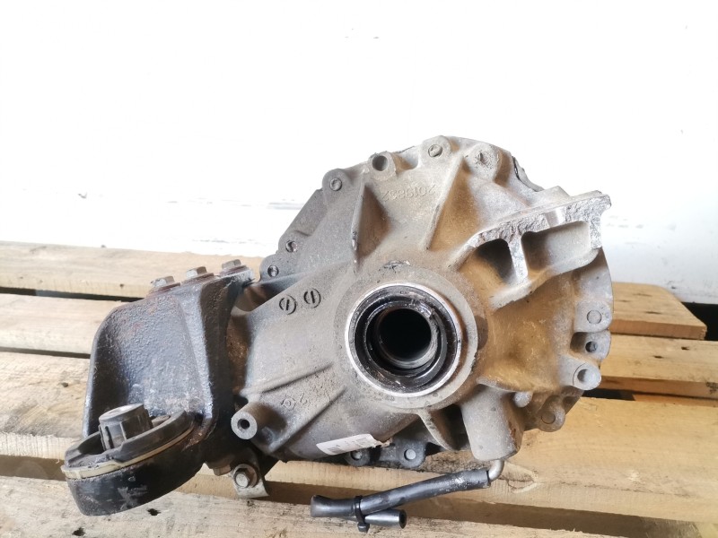 Recambio de diferencial delantero para land rover range rover sport 306dt referencia OEM IAM CPLA3017BE  