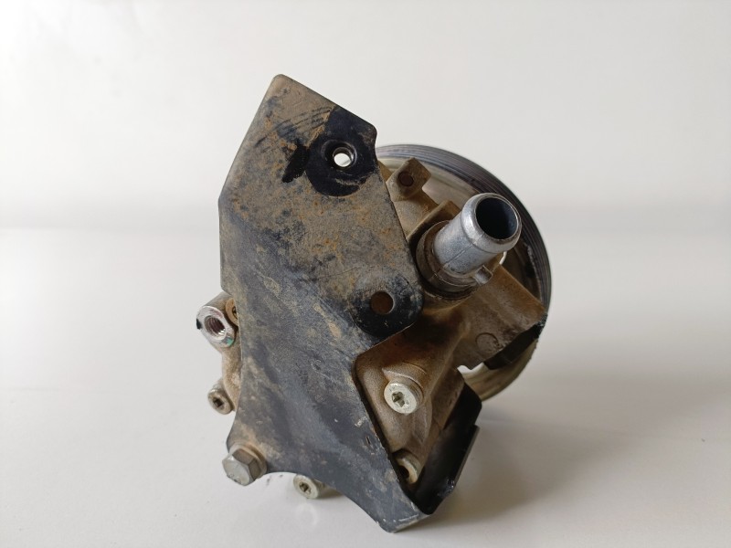 Recambio de bomba direccion para citroen berlingo 9ht referencia OEM IAM   