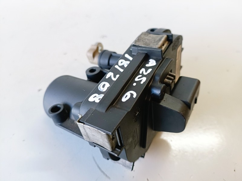 Recambio de caja mariposa para opel insignia berlina a20dth referencia OEM IAM   