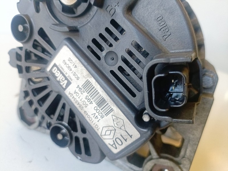 Recambio de alternador para renault megane ii berlina 5p f9q804 referencia OEM IAM 8200495294  