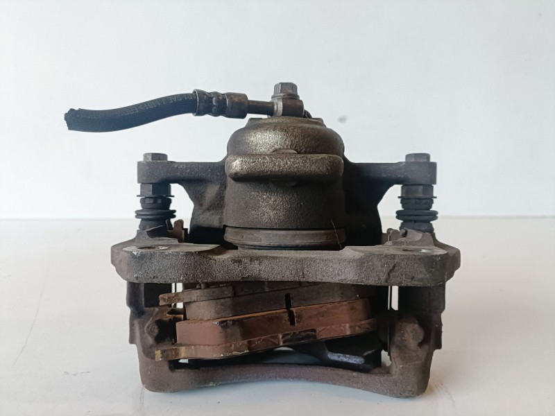 Recambio de pinza de freno delantera izquierda para ford transit courier (c4a) ugcb referencia OEM IAM   