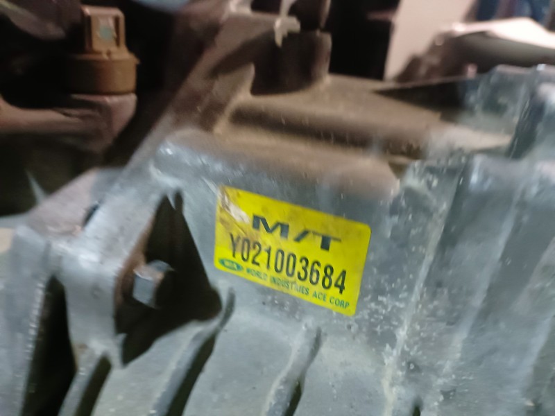 Recambio de caja cambios para hyundai santa fe (sm) g4js referencia OEM IAM Y021007992  