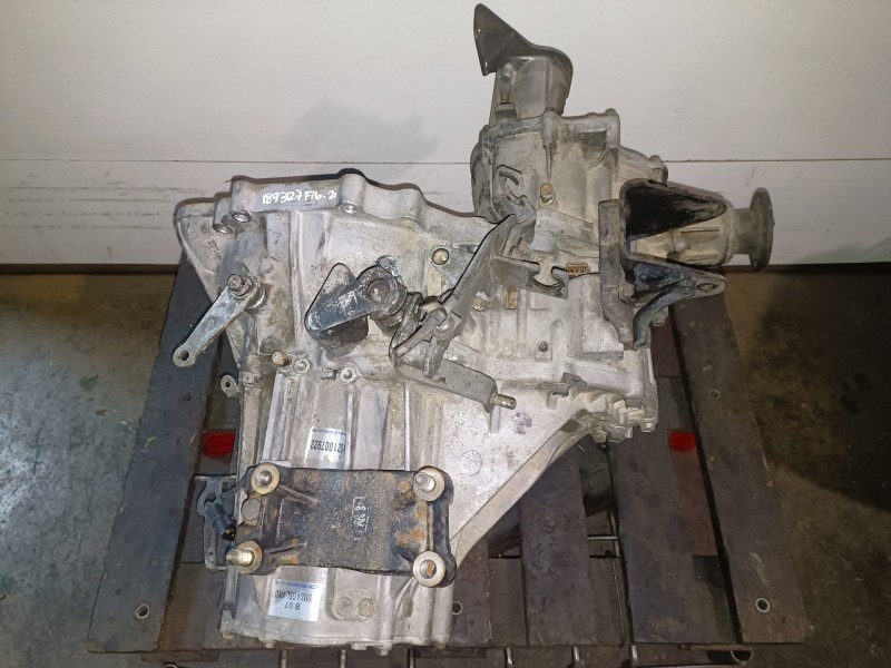 Recambio de caja cambios para hyundai santa fe (sm) g4js referencia OEM IAM Y021007992  