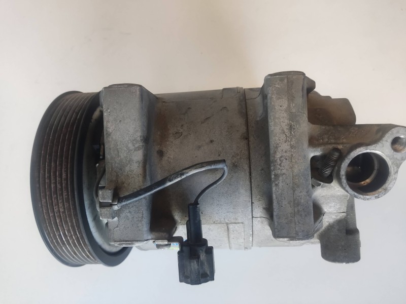 Recambio de compresor aire acondicionado para nissan pathfinder (r51) yd25ddti referencia OEM IAM 5062119411DKS  