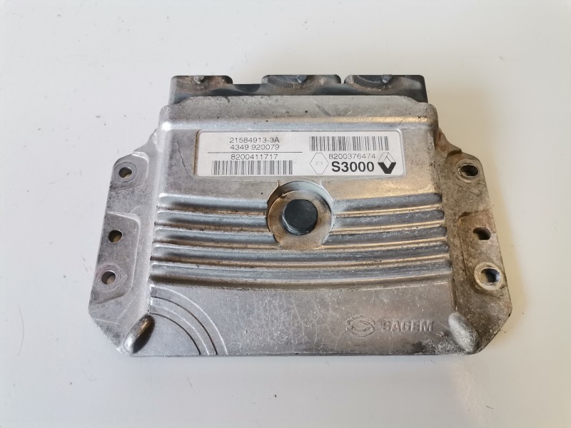 Recambio de centralita motor uce para renault modus i k4j770 referencia OEM IAM 8200376474  
