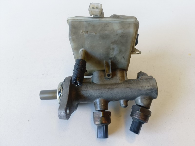 Recambio de bomba freno para volvo xc70 b5244t referencia OEM IAM 8646009  