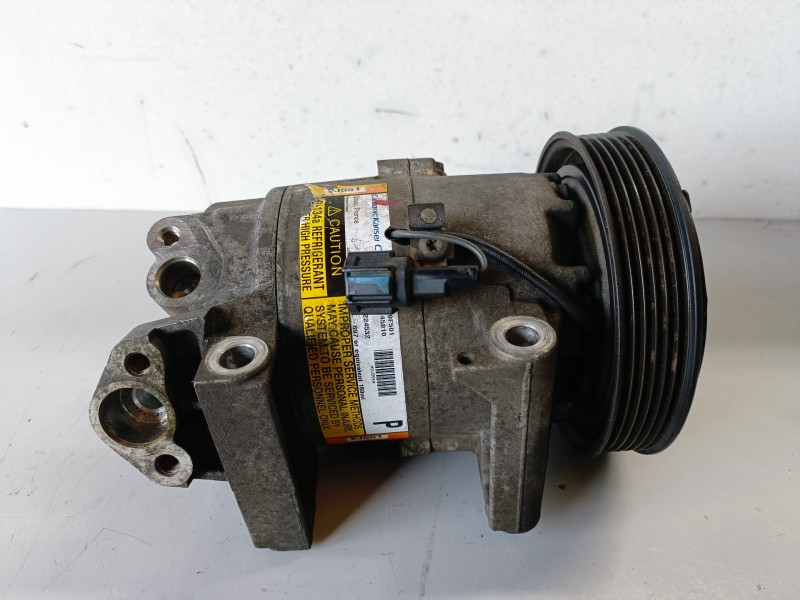 Recambio de compresor aire acondicionado para nissan primera berlina (p12) qg16 referencia OEM IAM 926009F501  